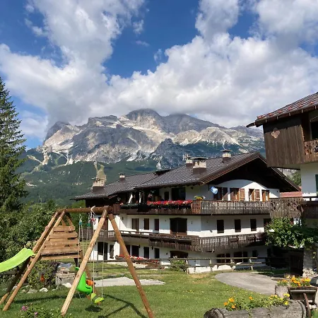 Lovely Hearts * Cortina d'Ampezzo